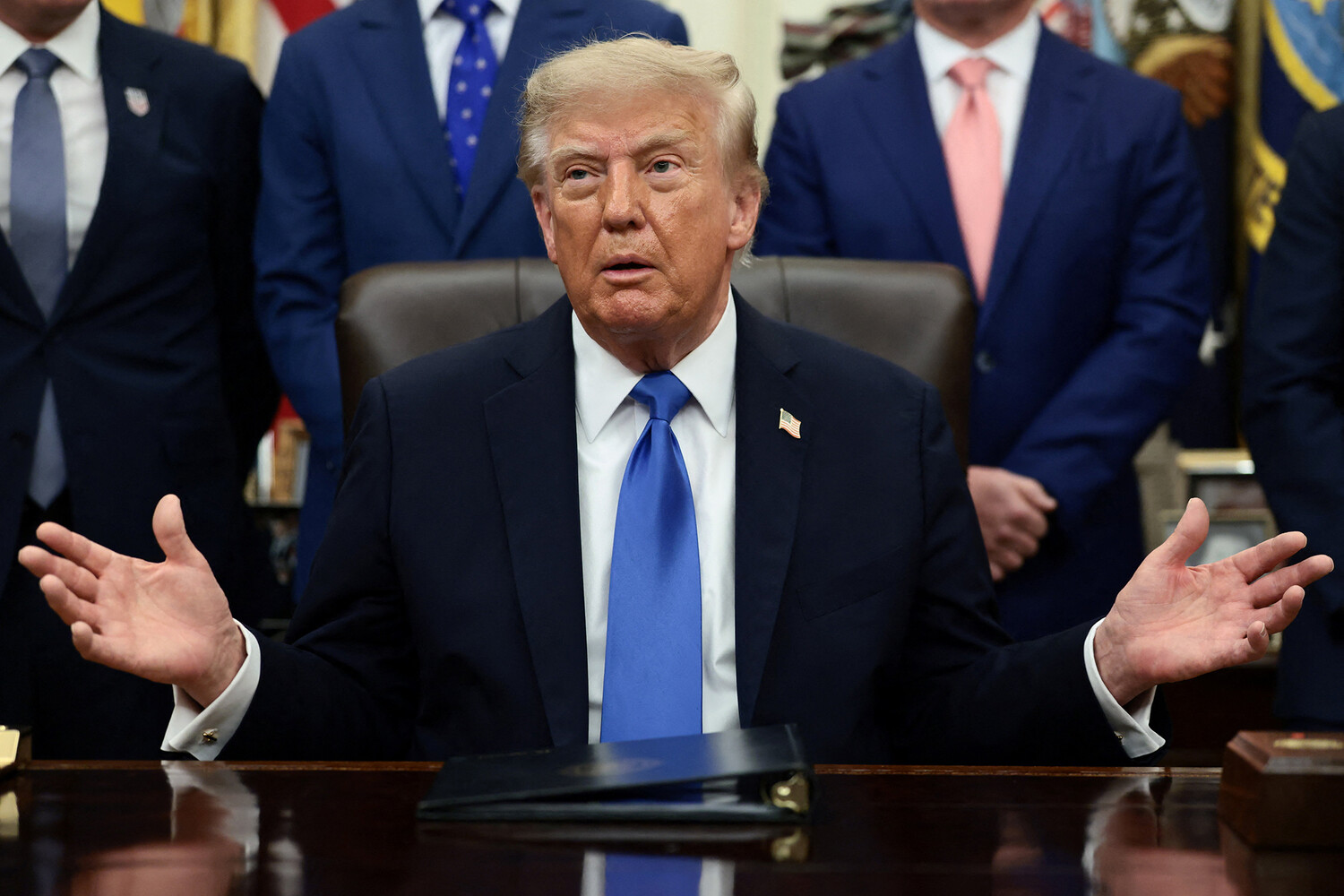 Трамп подписал закон об «адских санкциях» против России