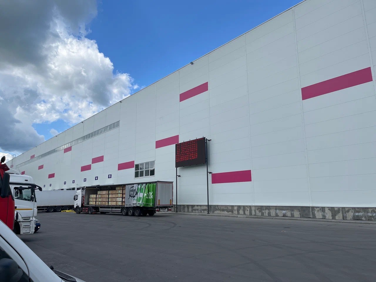 Суперкредит на&nbsp;квартиры, что будет с&nbsp;кофейнями в&nbsp;Беларуси и&nbsp;бесконтрольный ИИ&nbsp;— неделя за&nbsp;три минуты