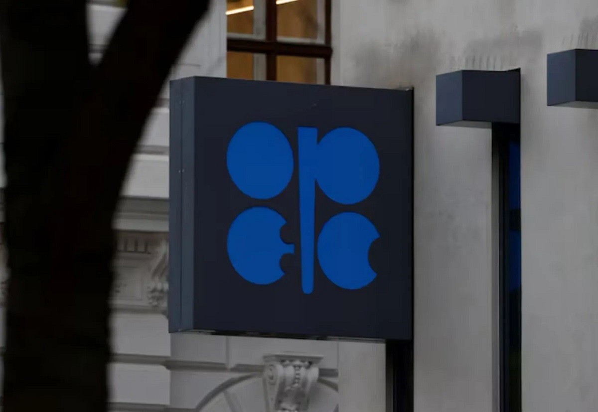 ОПЕК+ остановит рост добычи нефти, который продолжался более полугода