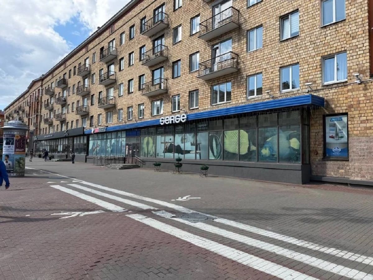 В Минске снова продают бывший магазин “Природа”. Цена выросла почти в два раза