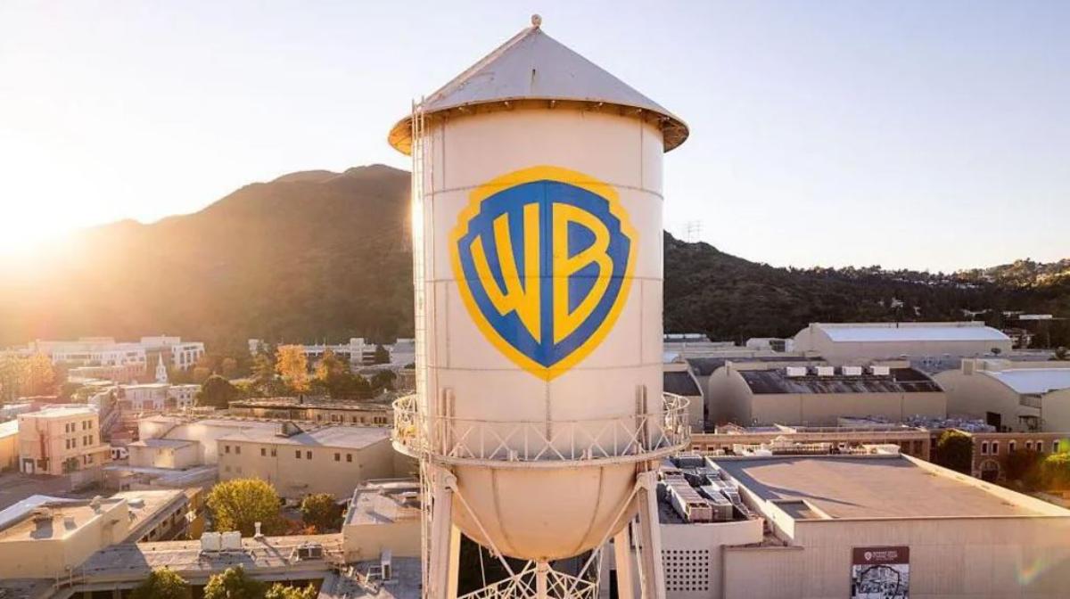Будет терять по $7 млн в день. Paramount на год приостановит сделку с Warner Bros.