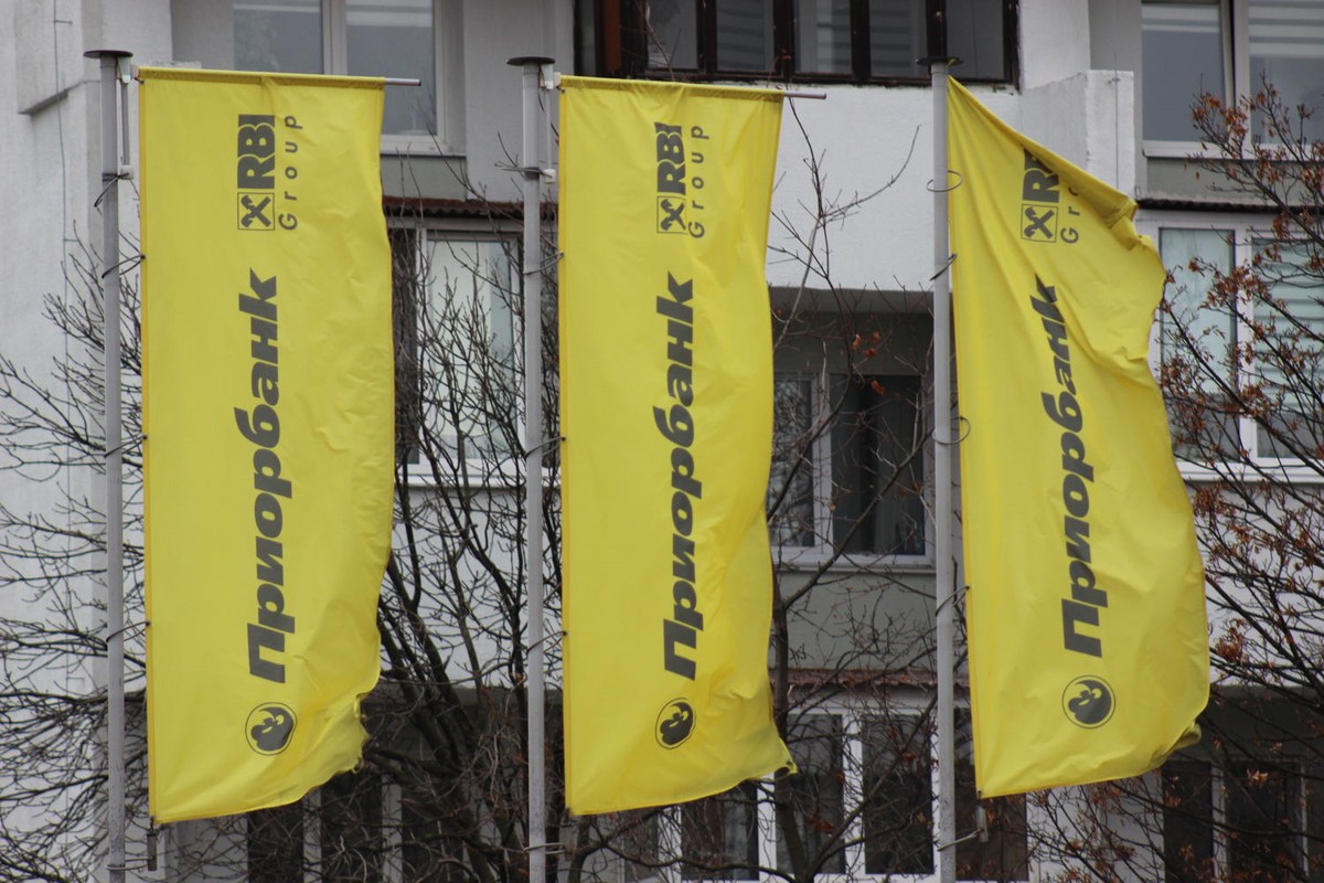 Инфокиоски Приорбанка больше не будут принимать купюры номиналом 100 долларов