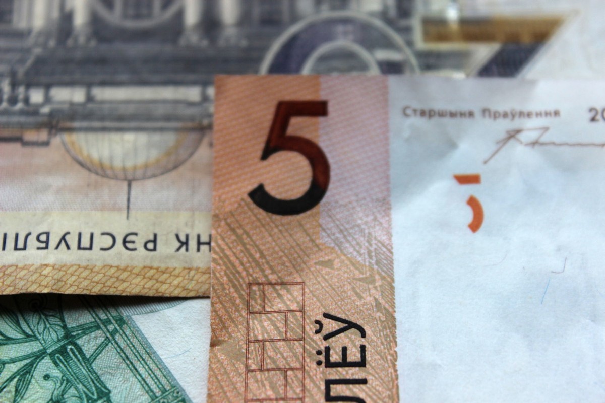 Инфокиоски и банкоматы Приорбанка не будут принимать 5-рублевые купюры
