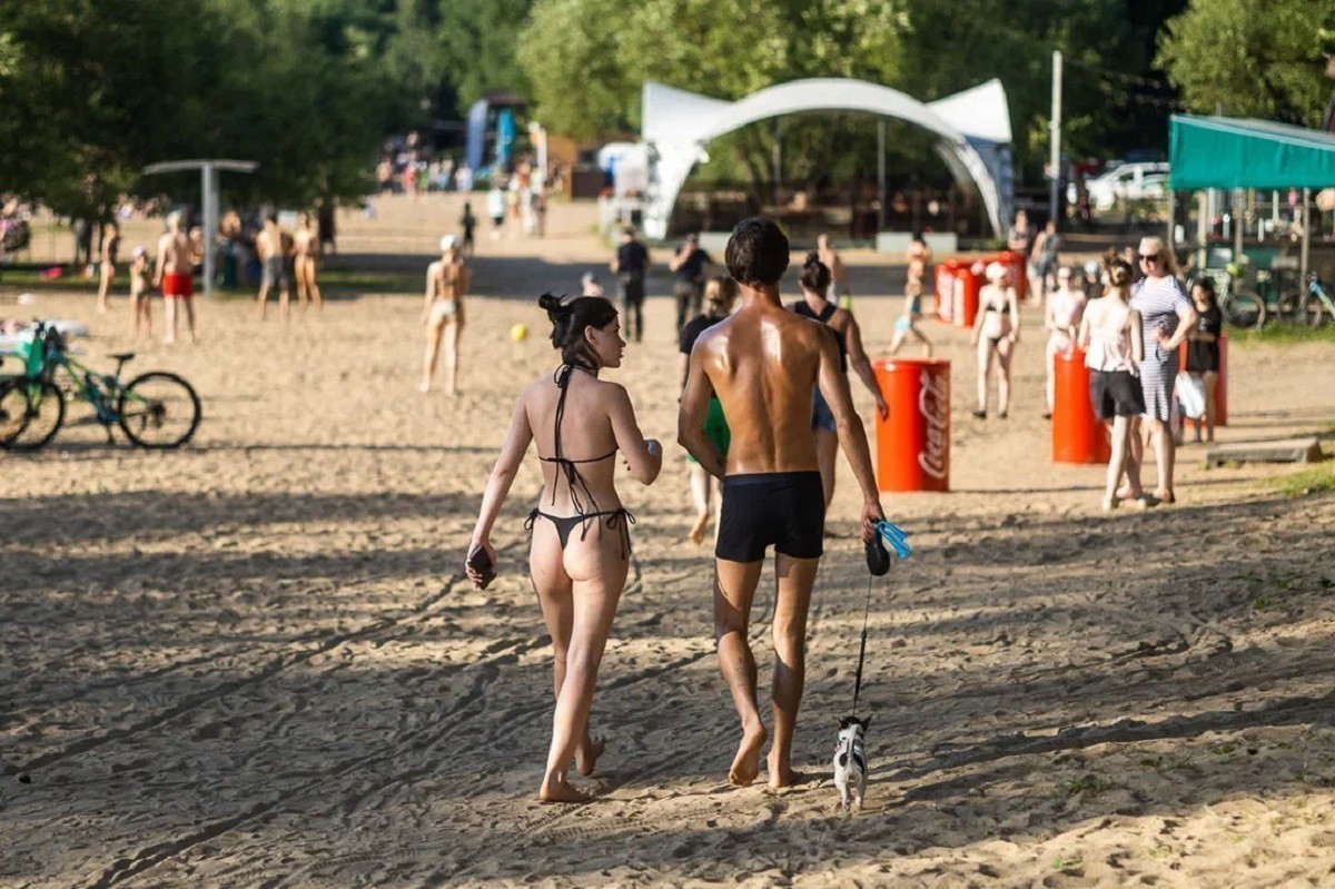 Фото, на которые жарко смотреть. Как в Беларусь пришло тропическое лето