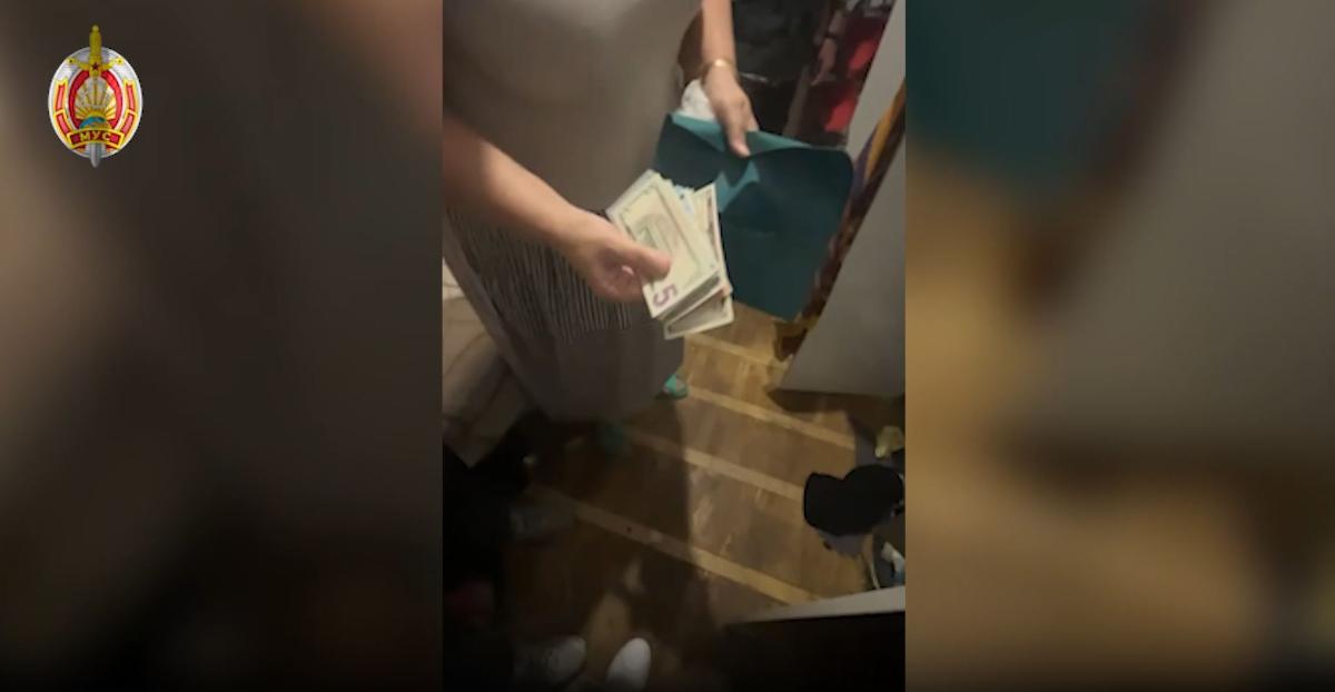 В Минске пенсионерка превратила квартиру в хостел для нелегалов. Что было дальше