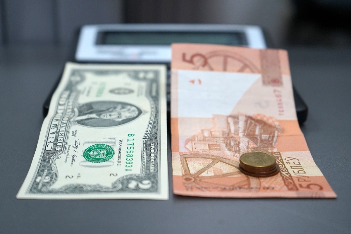 Будет ли доллар дешевле трех рублей и почему биткоин ждут трудные времена. Прогноз по валютам и крипте на октябрь