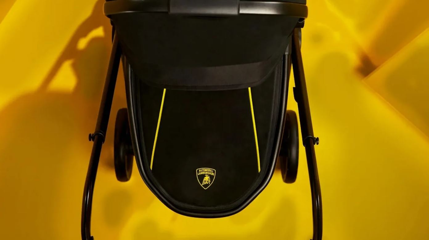 Lamborghini выпустила премиальную детскую коляску. Цена вас удивит