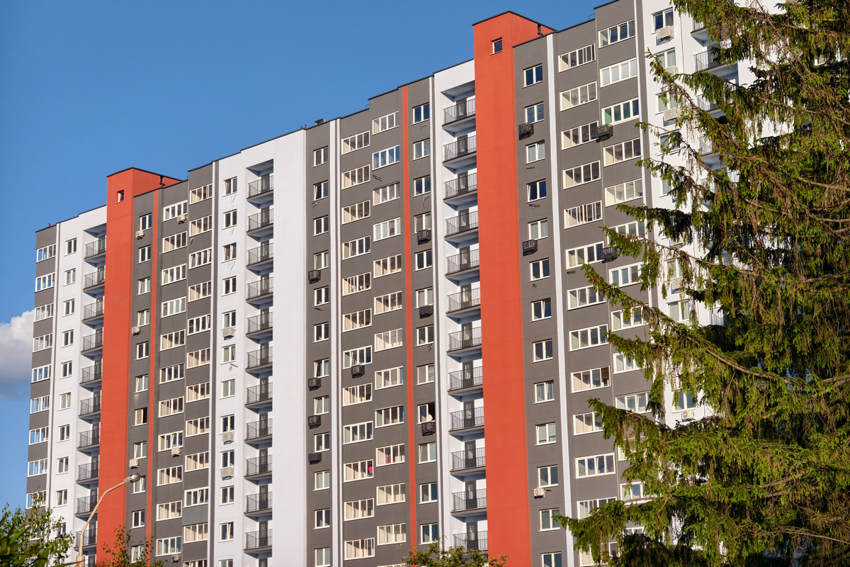Продажи квартир в Беларуси в октябре заметно снизились. Что происходит на рынке