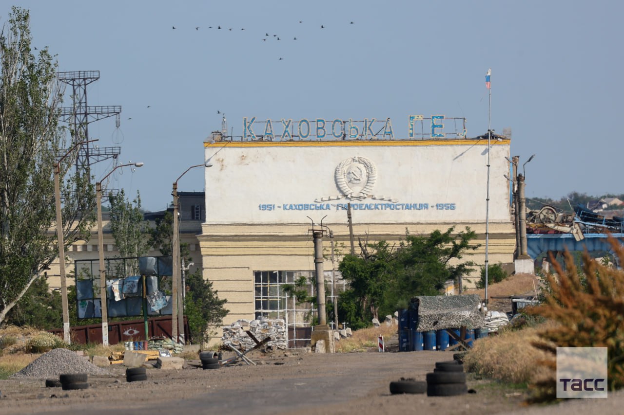 ЧП на Каховской ГЭС: что известно