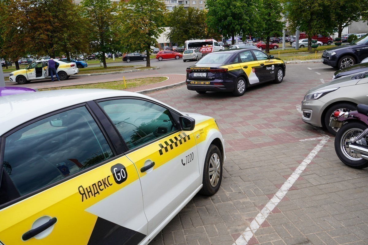 МАРТ потребовал у «Яндекс Go» предоставить алгоритм расчета повышающего коэффициента для поездок