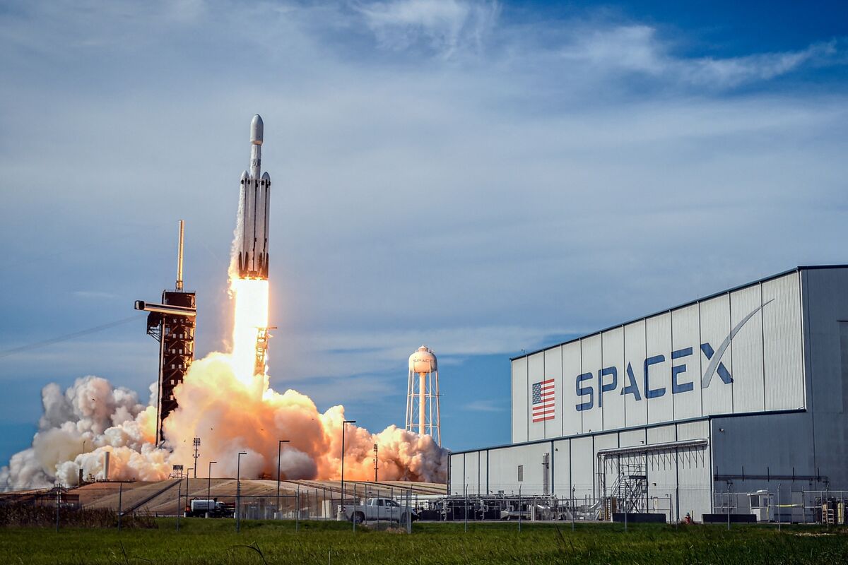 SpaceX впервые раскрыла информацию о своих крупнейших инвесторах