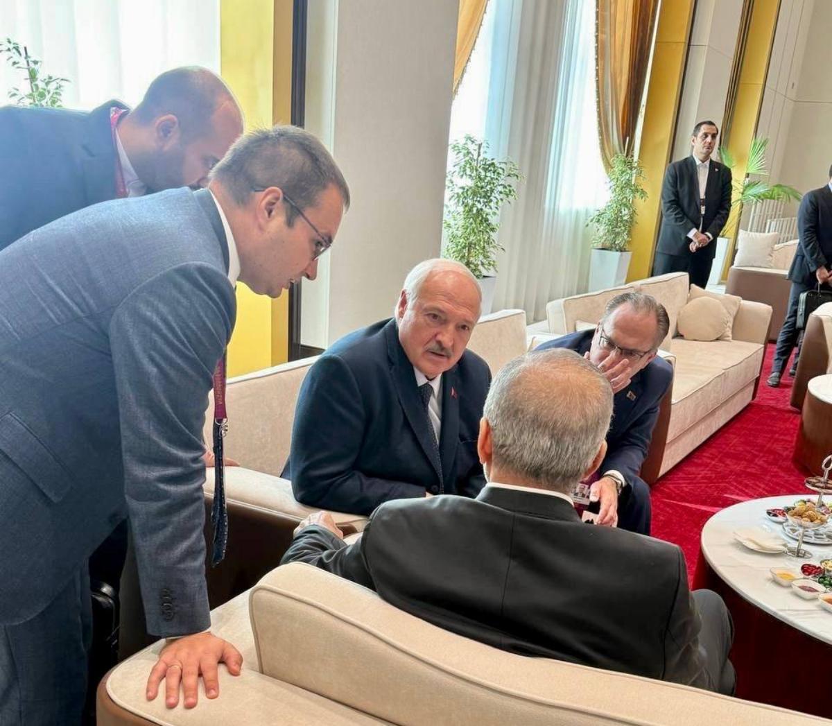 С лидерами каких стран встречался Александр Лукашенко во время саммита ШОС