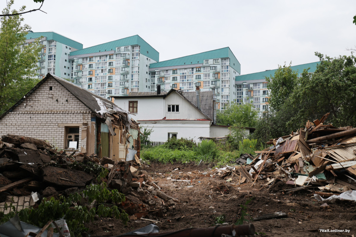 В Минске начали сносить еще один частный сектор. На его месте построят две высотки
