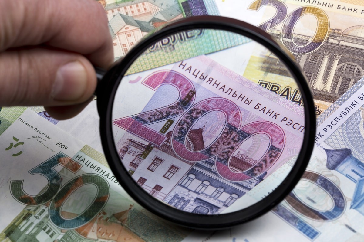 Как белорусской компании открыть бизнес в&nbsp;России и&nbsp;не&nbsp;получить уголовное дело на&nbsp;родине. Инструкция от&nbsp;юристов