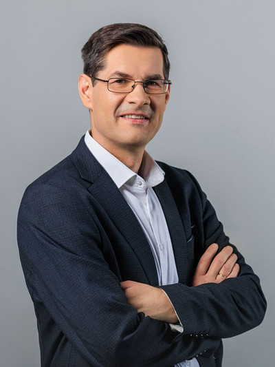 Дмитрий Зикрацкий