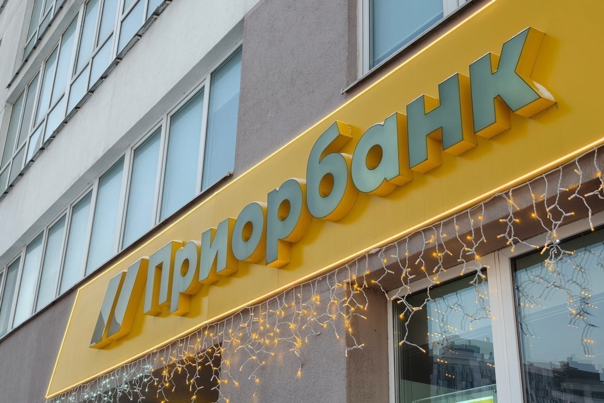 Finstore сообщил, что деньги снова можно вывести на счета Приорбанка