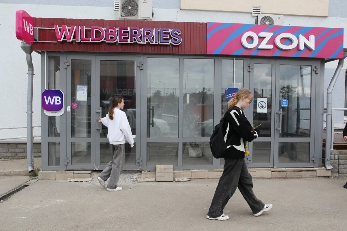 Акции Ozon рухнули после атаки дронов на склады Wildberries