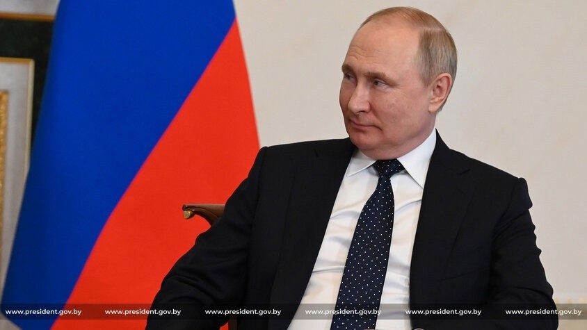 Лукашенко заявил, что белорусские самолеты переоборудованы под ядерное оружие