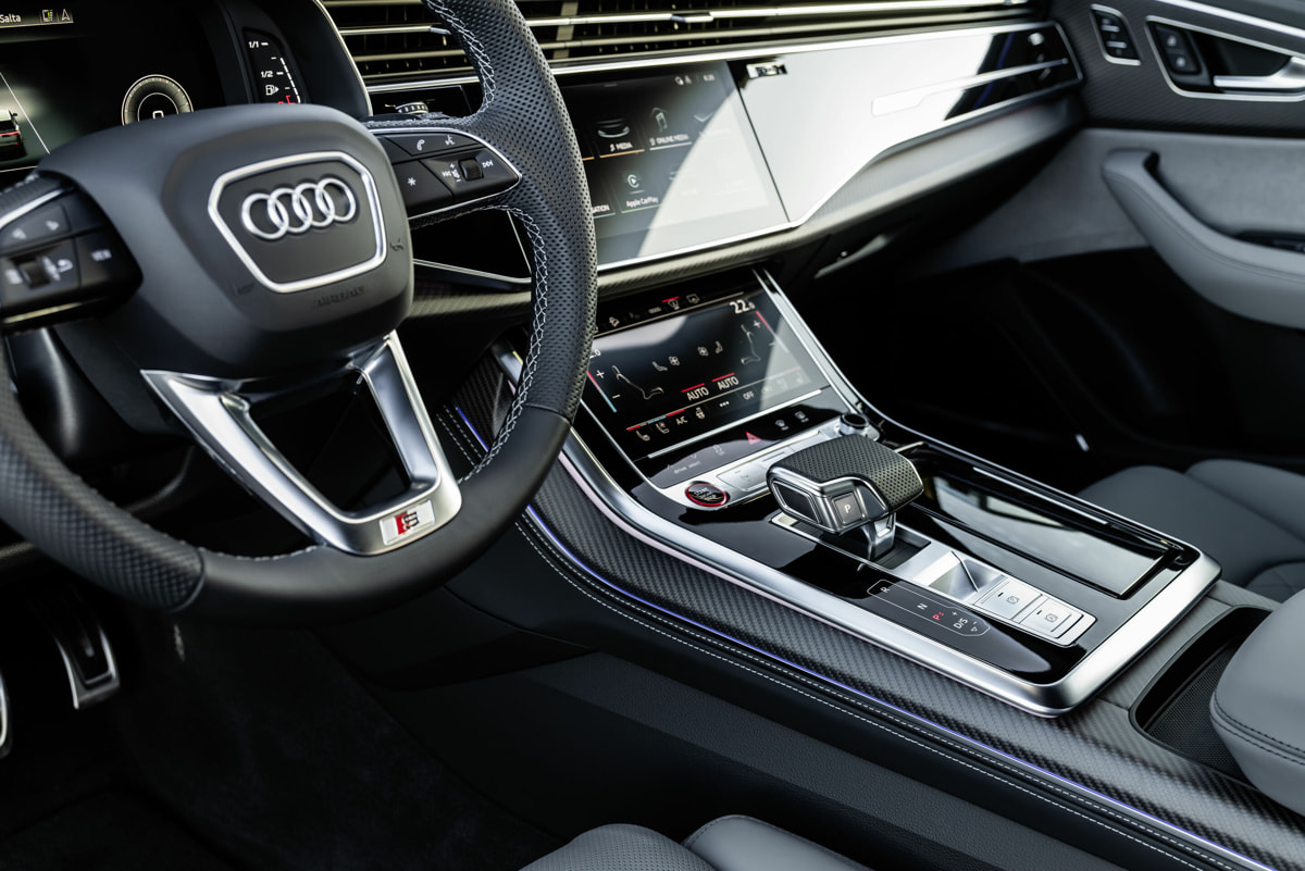 Audi SQ7 и Audi SQ8: сила в двух проявлениях