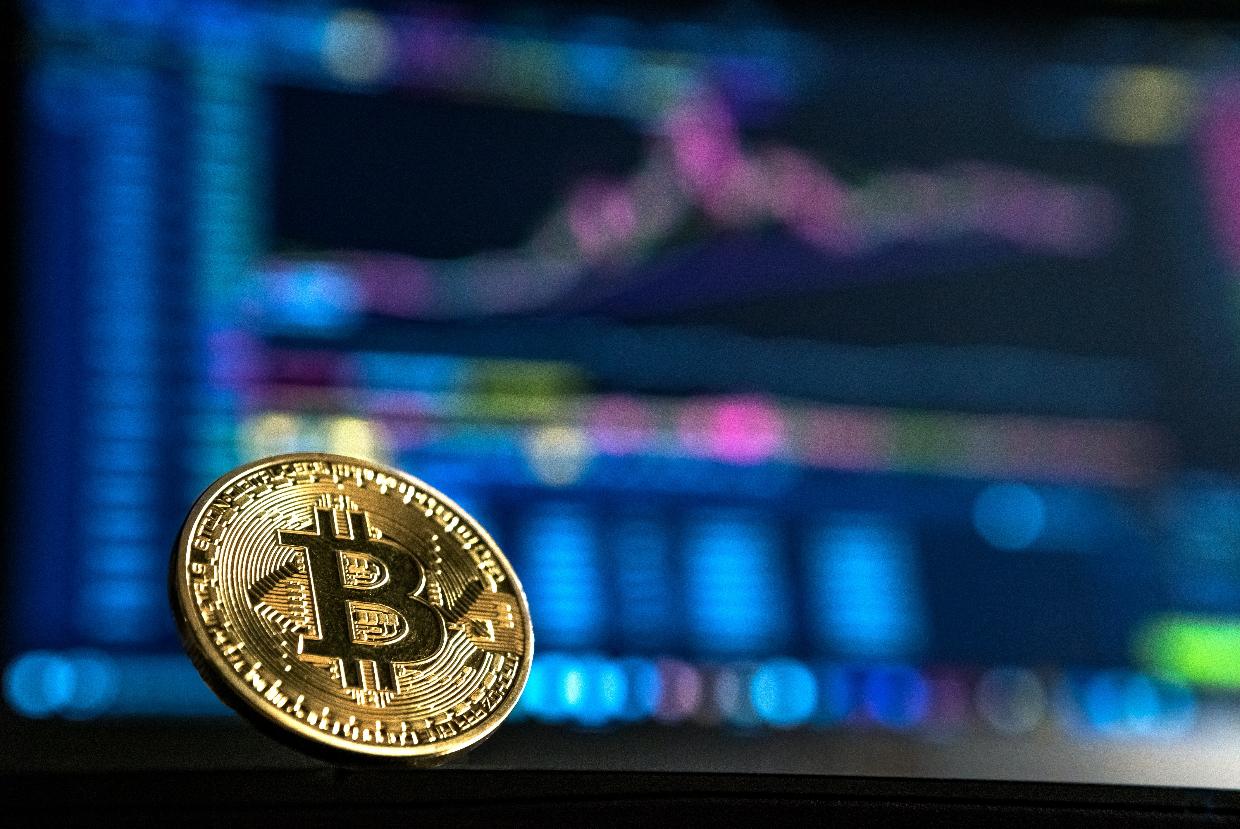 Сложность майнинга биткоина обновила исторический рекорд за неделю до халвинга
