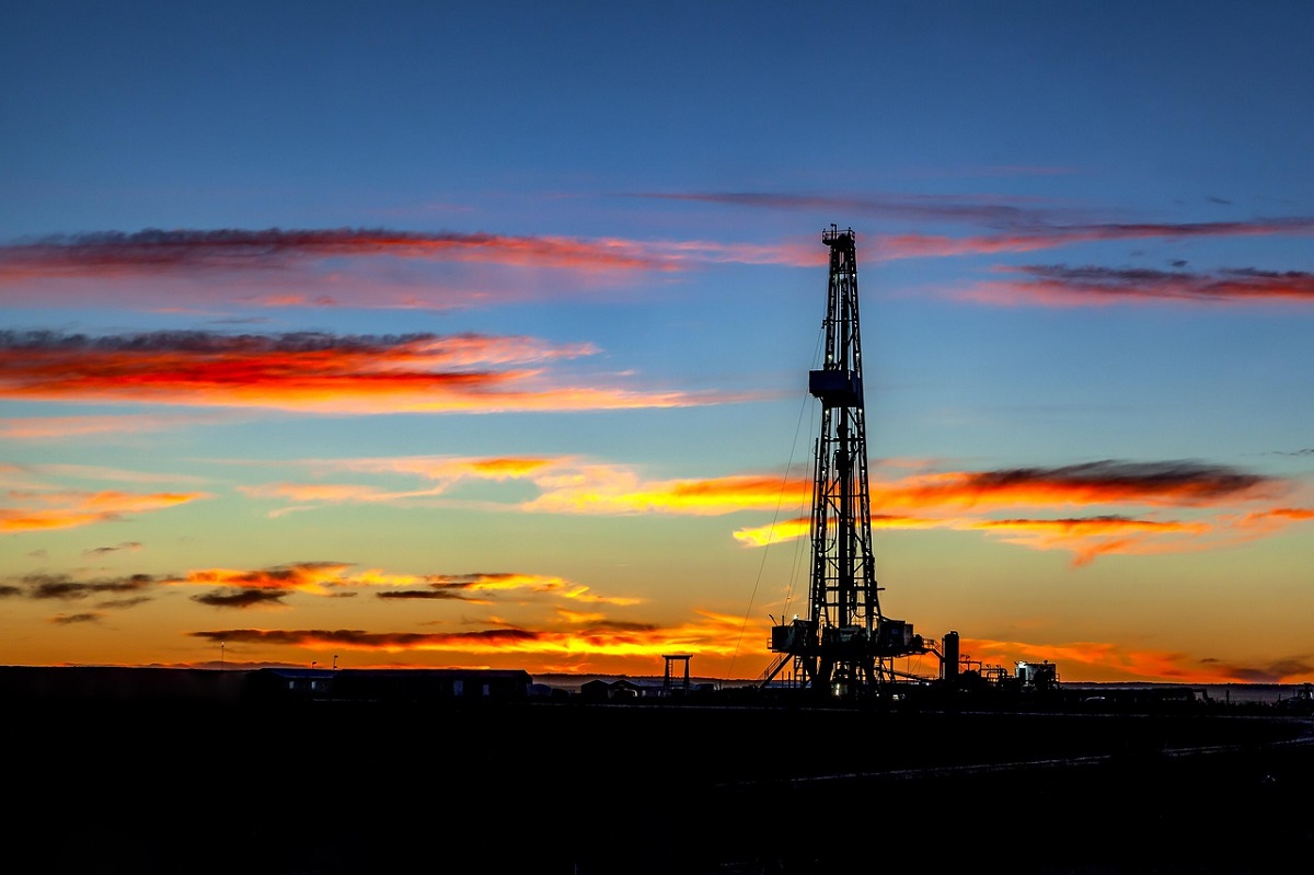 После заявления Трампа об экономической блокаде Ирана цена нефти выросла на 3%