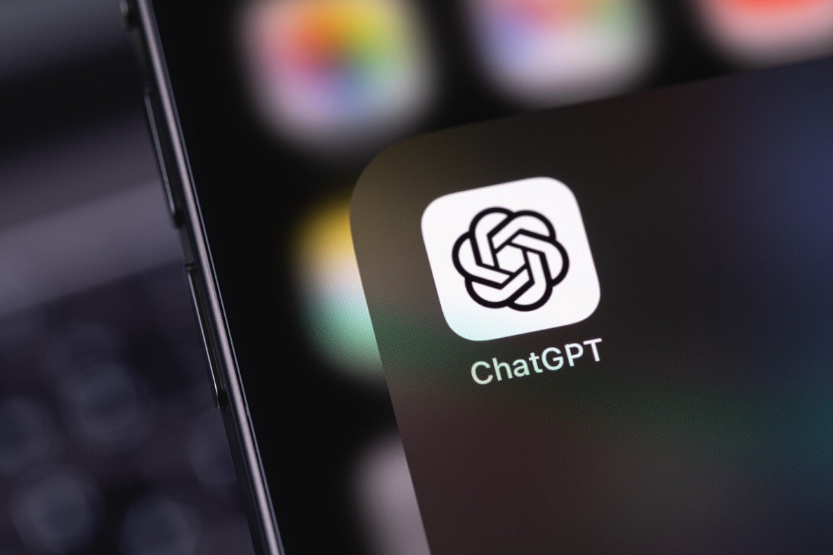 ChatGPT будет предупреждать родителей, если их дети обсуждают самоубийство