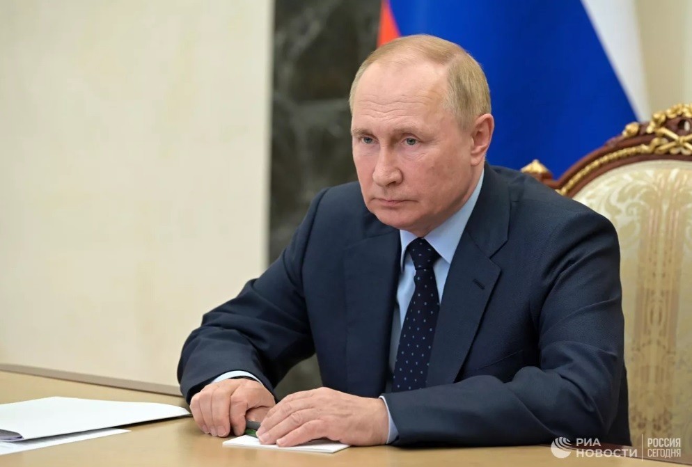 Путин предложил лишать россиян гражданства за фейки об армии