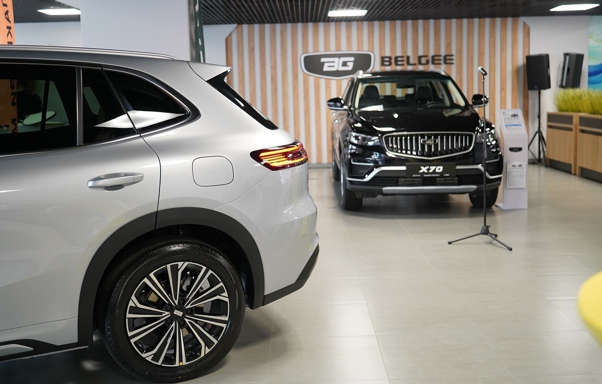 Дилер Geely и Belgee открыл новый автоцентр в центре Минска