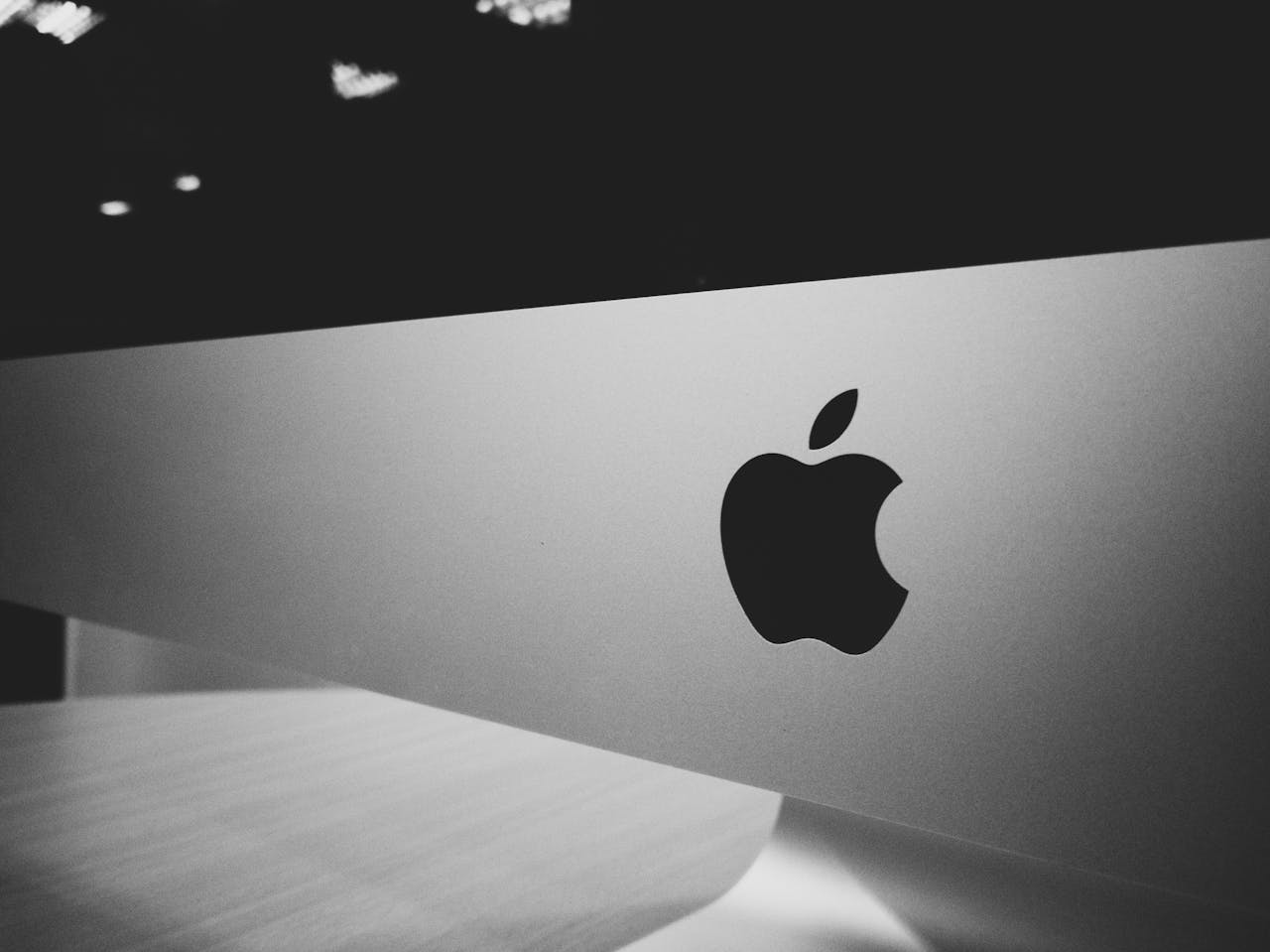 Apple планирует выпускать новые iPhone дважды в год — бюджетные на полгода позже