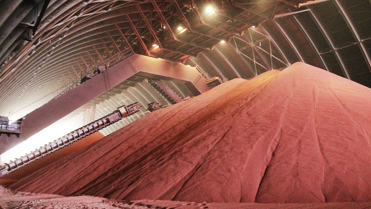 Беларусь поставит Ирану 400 тыс. тонн калийных удобрений