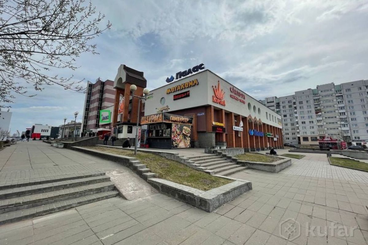 Владелец сгоревшего ТЦ&nbsp;«Беларусь» выставил на&nbsp;продажу четыре своих торговых центра в&nbsp;Витебске