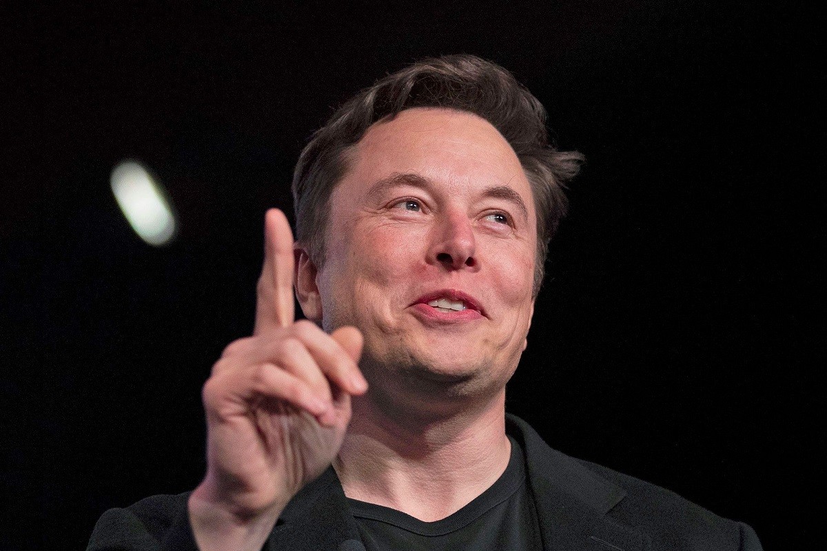 Tesla передаст Маску акции на $30 млрд, чтобы удержать его во главе компании