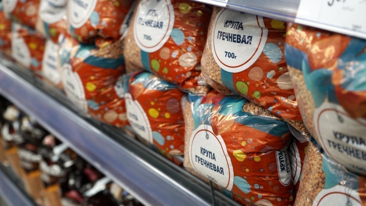 «Просто ошибка определенных служб». В&nbsp;Беларуси прокомментировали запрет российской гречки