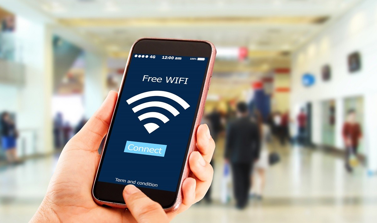 Мошенники начали создавать поддельные точки Wi-Fi. Как это работает