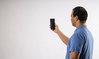 Можно ли выкладывать в соцсети видео со случайными людьми? Рассказали в центре персданных