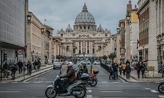 «Сделали переливание крови». В Ватикане рассказали о здоровье папы римского