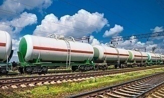 Поставки белорусских нефтепродуктов в Россию выросли на треть