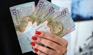 Белстат: белорусы в первом полугодии зарабатывали больше, чем год назад