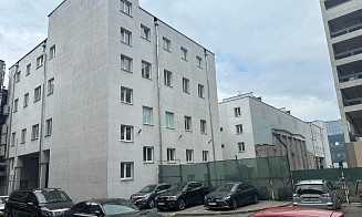Рядом с Комаровским рынком выставили на продажу крупный многофункциональный комплекс