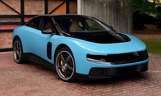 На аукционе за рекордные $40 млн продали первый электромобиль Ferrari