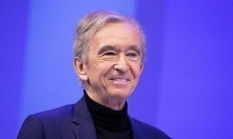 Компания Бернара Арно покупает влиятельный французский журнал