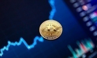 Как биткоин и другие криптовалюты отреагировали на первый криптосаммит Трампа