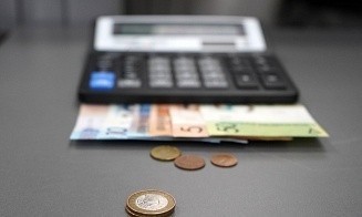 В Беларуси проиндексировали размер минимальной зарплаты за октябрь