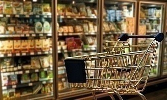 В марте расходы белорусов в ресторанах и магазинах выросли на 5%