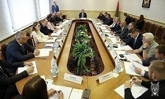 В Беларуси продлили срок подачи заявлений в комиссию по возвращению уехавших