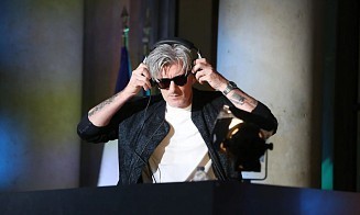 Умер знаменитый французский диджей. Его треки звучали в кино и на закрытии Олимпиады в Париже 