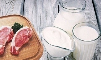 В Беларуси снова повысили экспортные цены на мясо и молоко