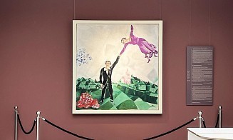 «Прогулку» Марка Шагала оставят в Минске до октября 