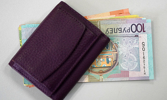 В Беларуси количество наличных в обороте выросло до рекордных 17,9 млрд рублей