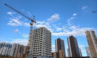 Краны больше не тянут экономику: почему строительство теряет роль драйвера роста Беларуси